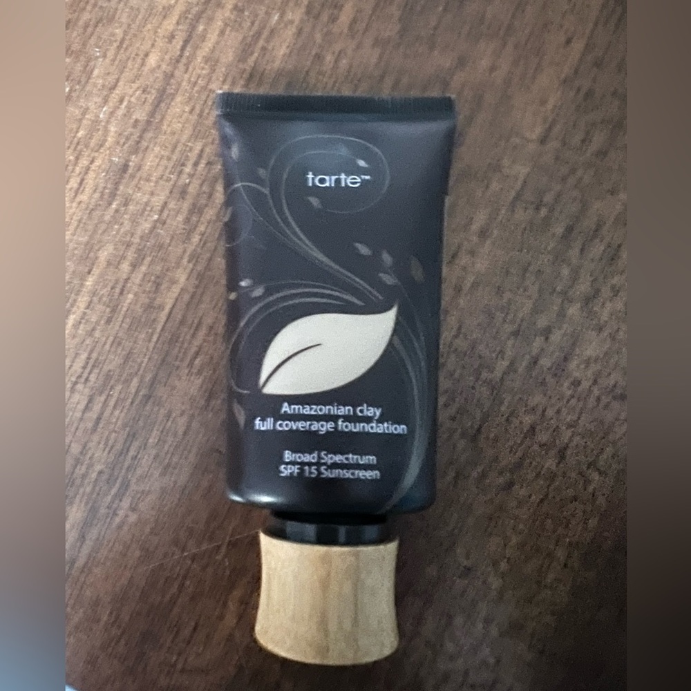 Tarte Amazonian Clay Foundation